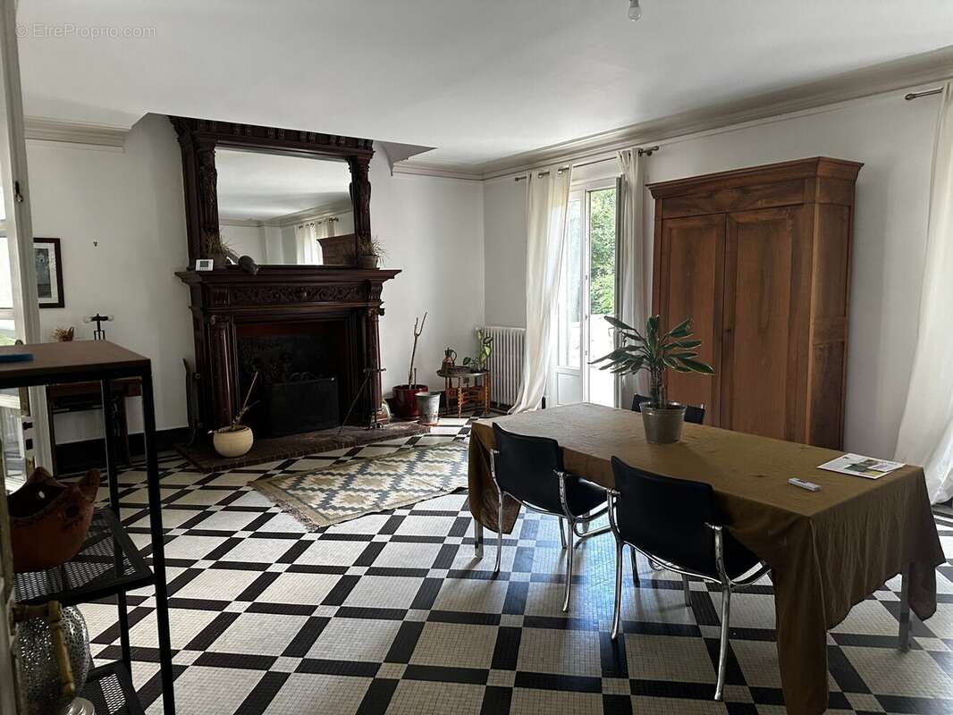 Maison à BOURRON-MARLOTTE