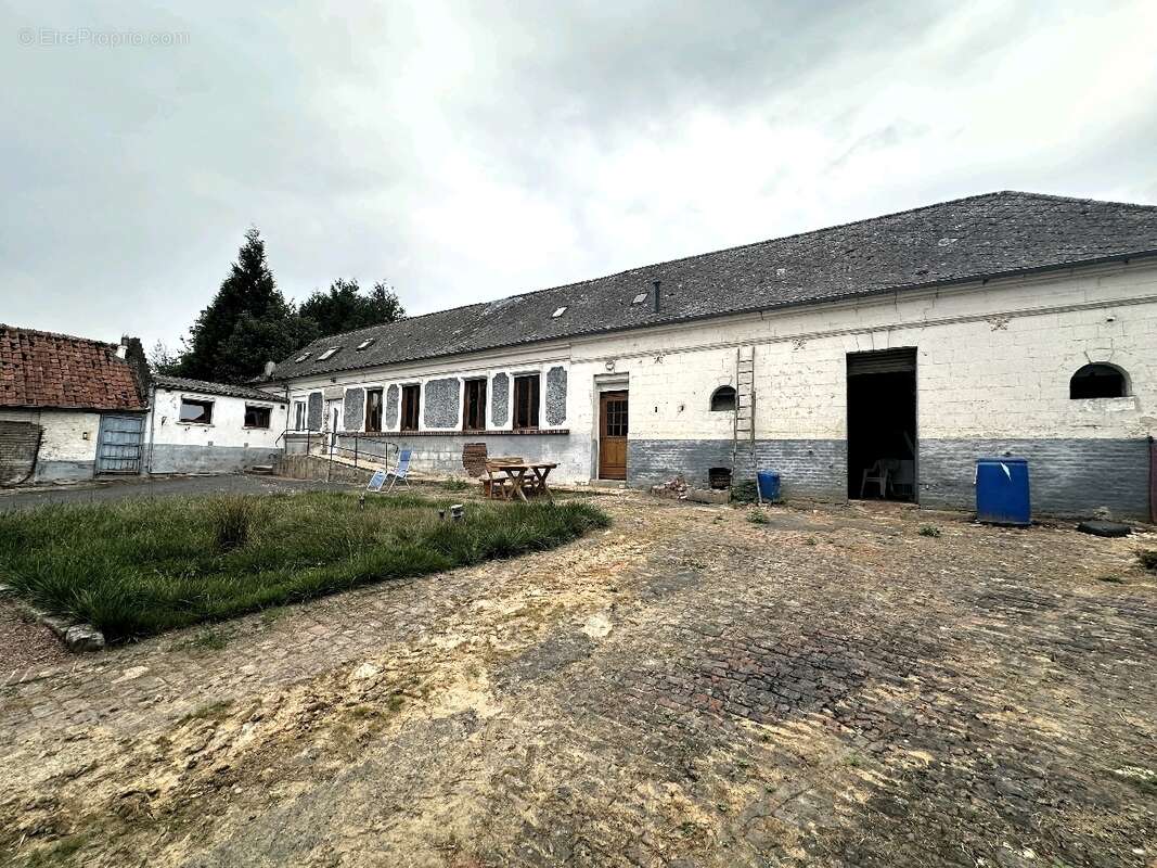 Maison à BERLES-AU-BOIS