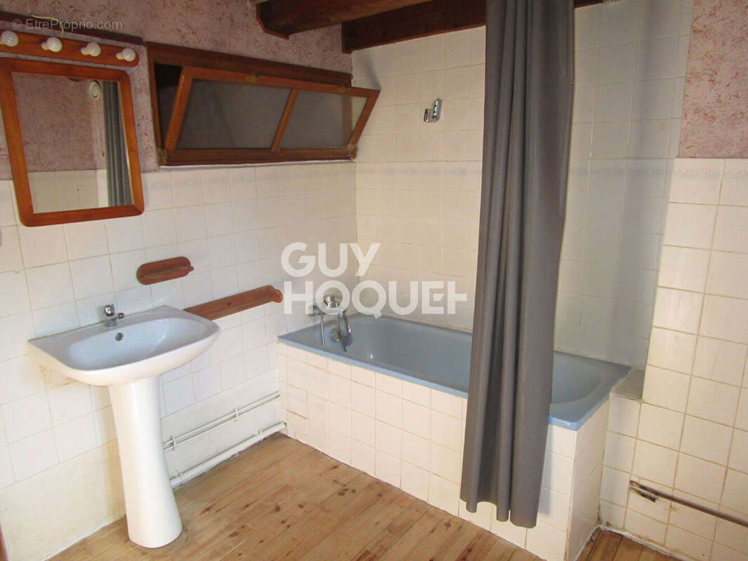 Maison à CHAVANIAC-LAFAYETTE