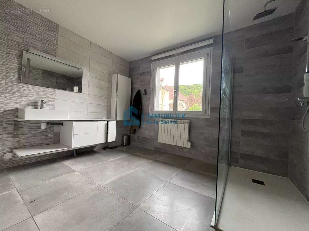 Maison à PORT-LESNEY