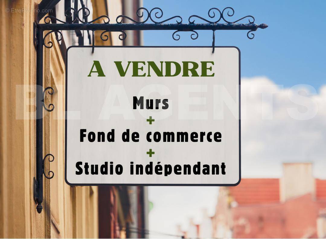 Panneau A VENDRE - Commerce à AUNEAU