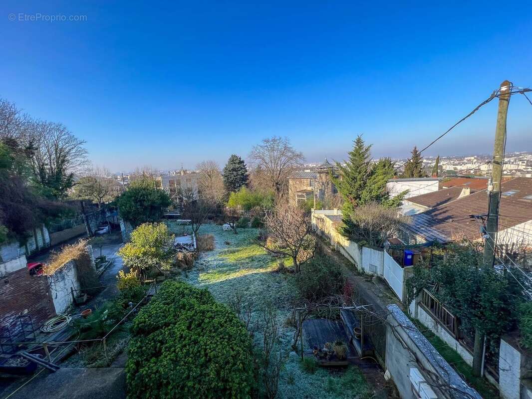 Appartement à LE RAINCY