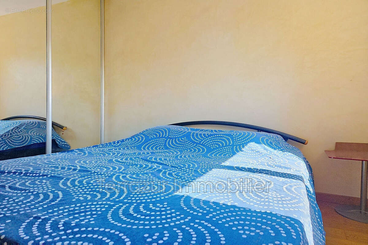 Appartement à VALLAURIS