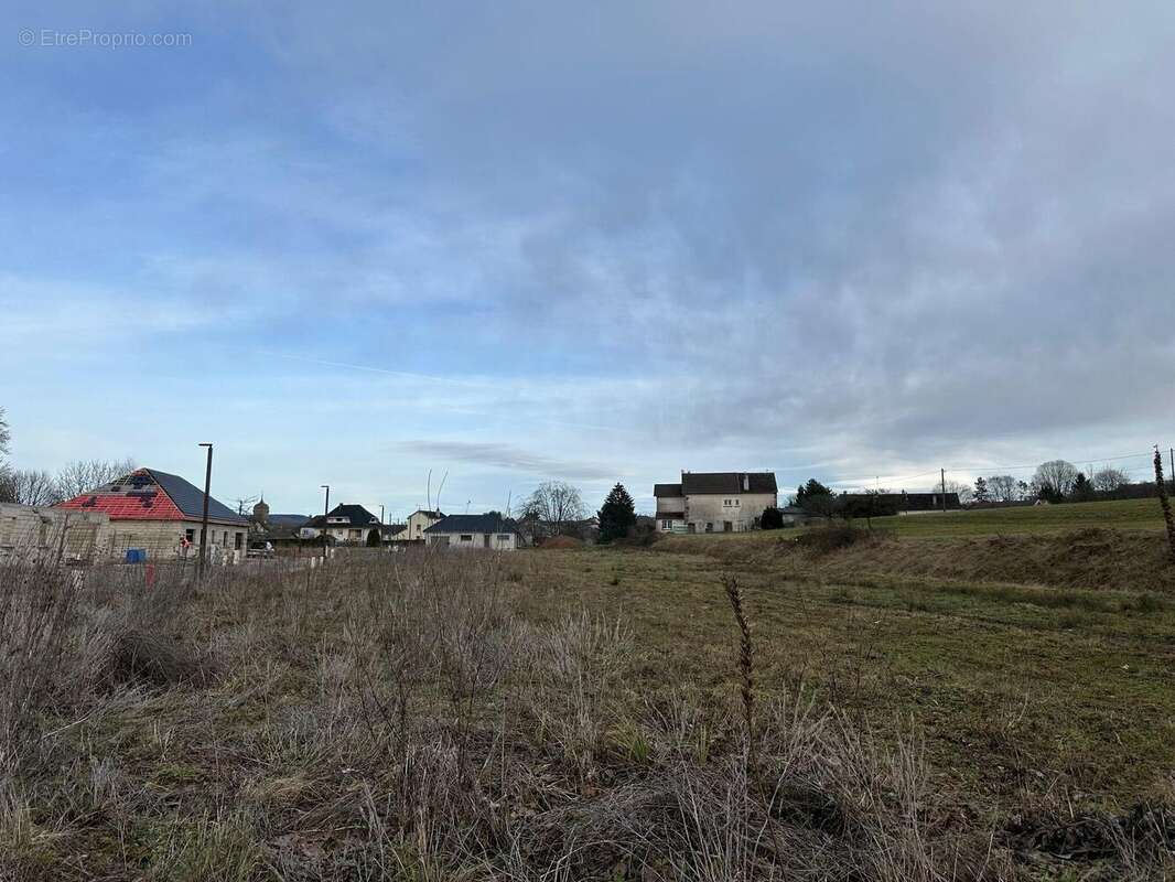 Terrain à FOUGEROLLES