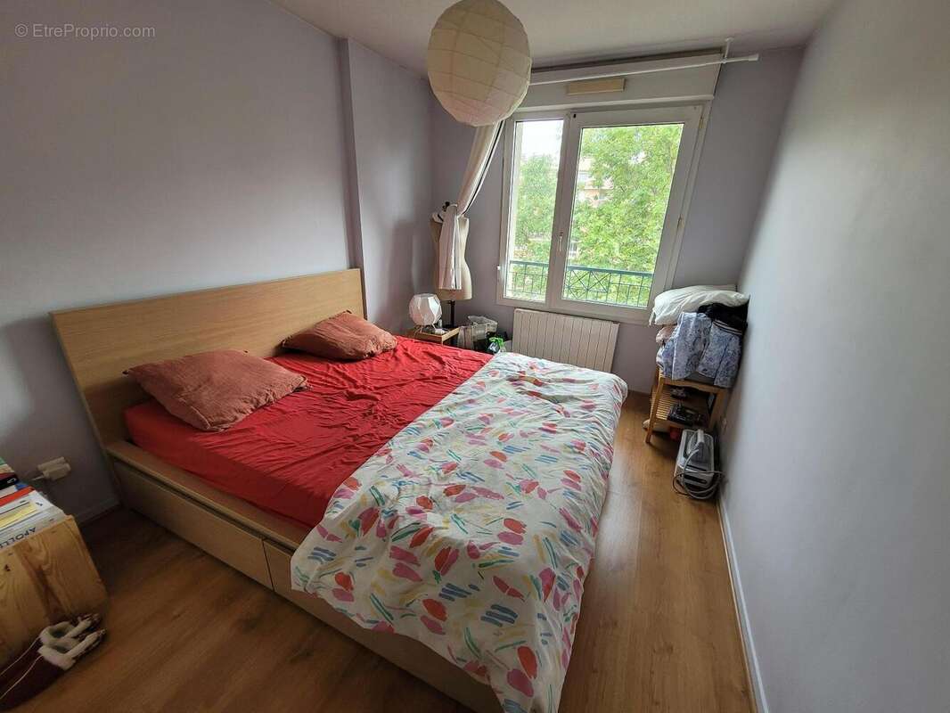   - Appartement à LYON-7E