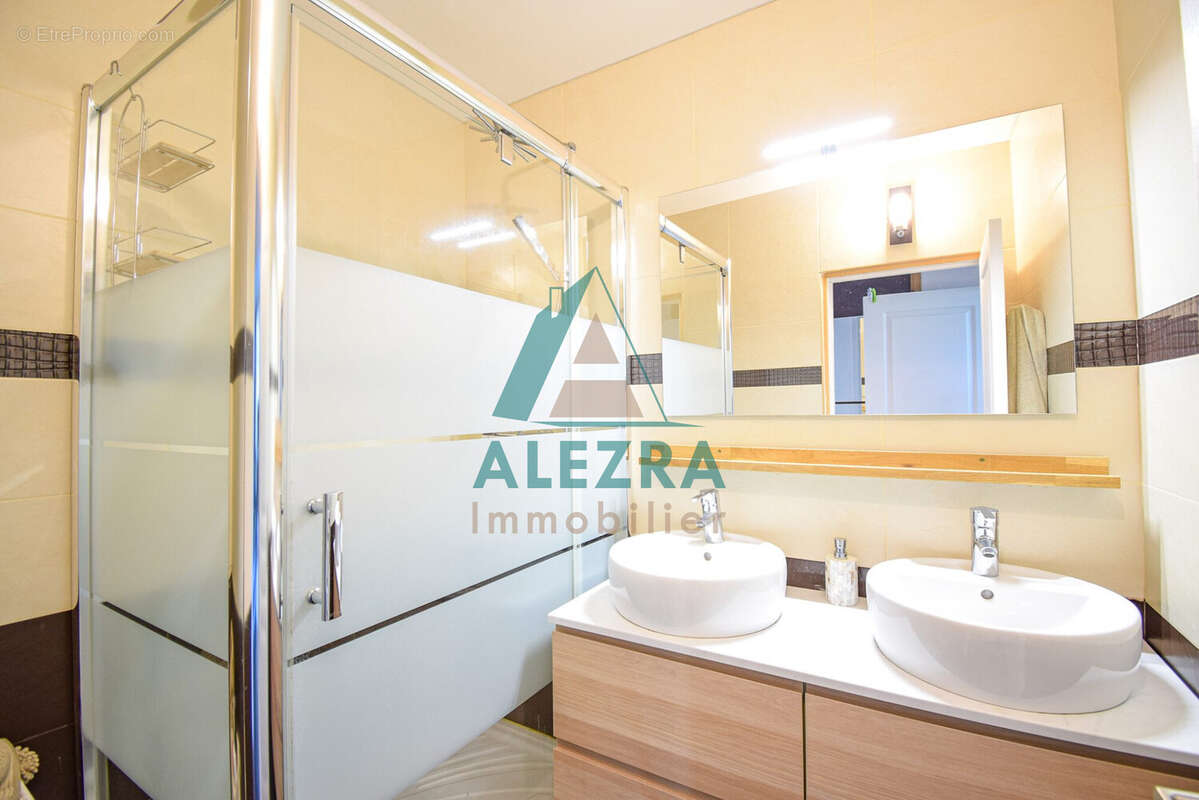 Appartement à LA CELLE-SAINT-CLOUD