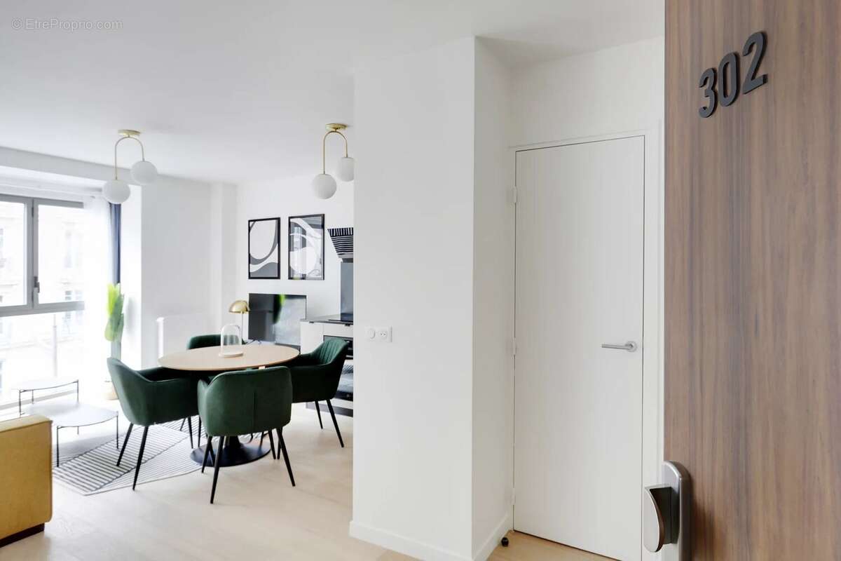 Appartement à PARIS-18E