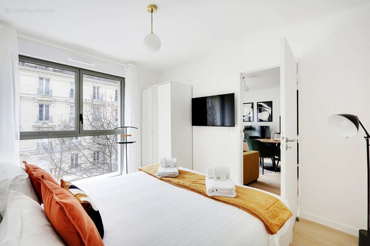 Appartement à PARIS-18E