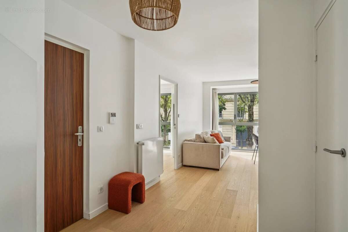 Appartement à PARIS-18E