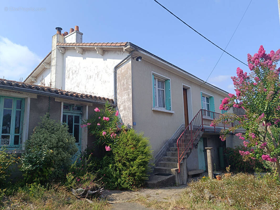 Maison à SAINT-FIACRE-SUR-MAINE