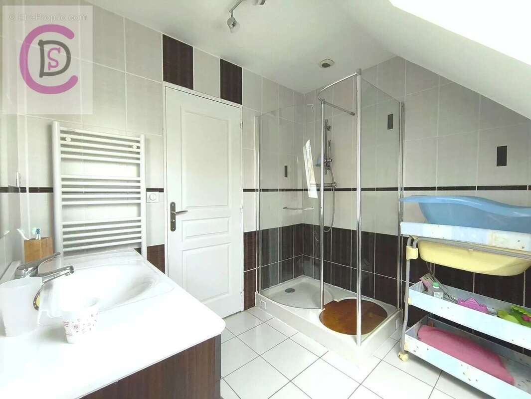 Maison à ANNEVILLE-EN-SAIRE