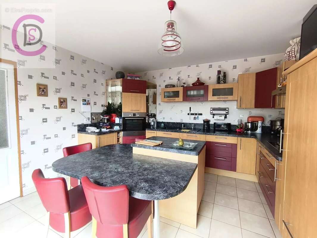 Maison à ANNEVILLE-EN-SAIRE