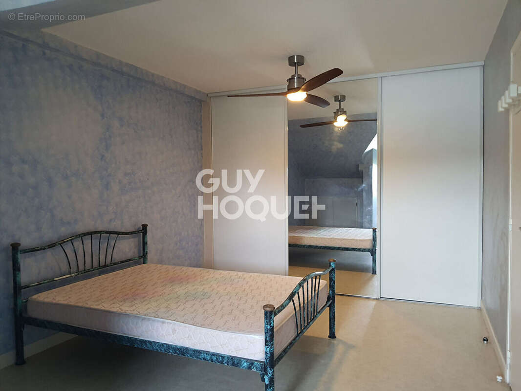 Maison à L&#039;ETANG-SALE