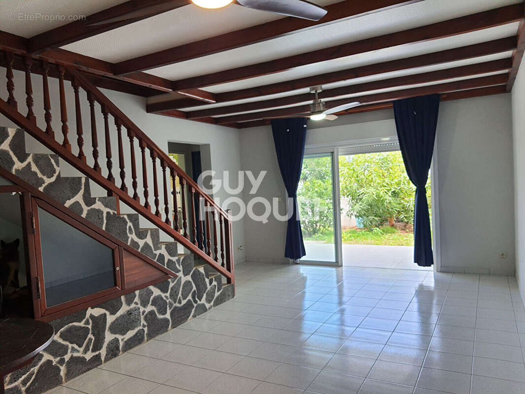 Maison à L&#039;ETANG-SALE