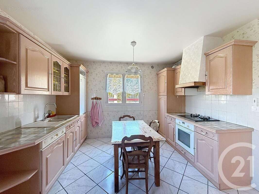 Maison à SAINT-CLEMENT