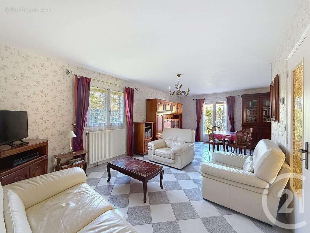 Maison à SAINT-CLEMENT