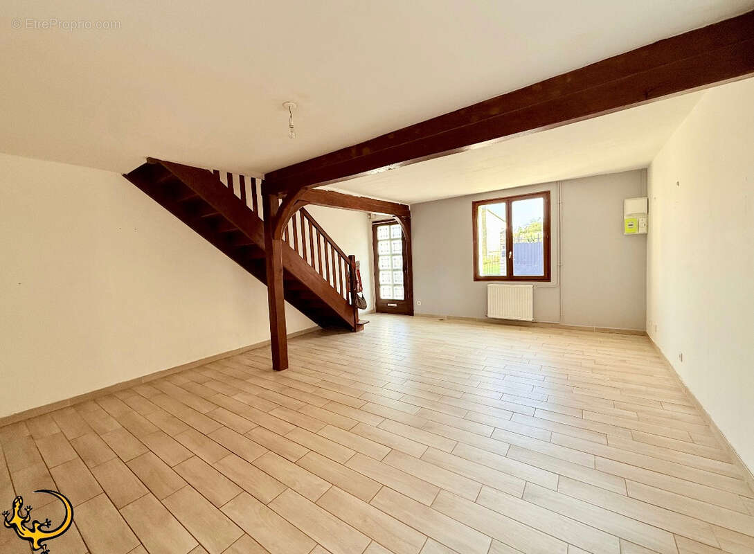 Maison à VILLERS-COTTERETS