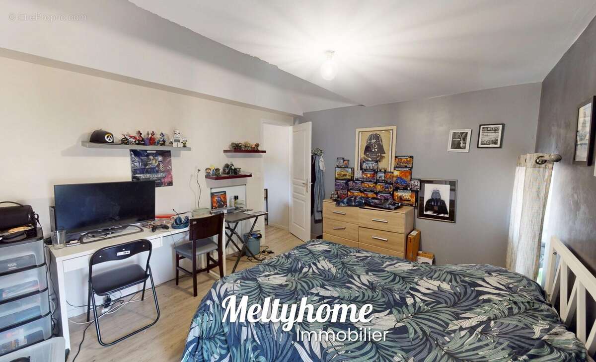 Maison à COLOMBIERS-SUR-SEULLES