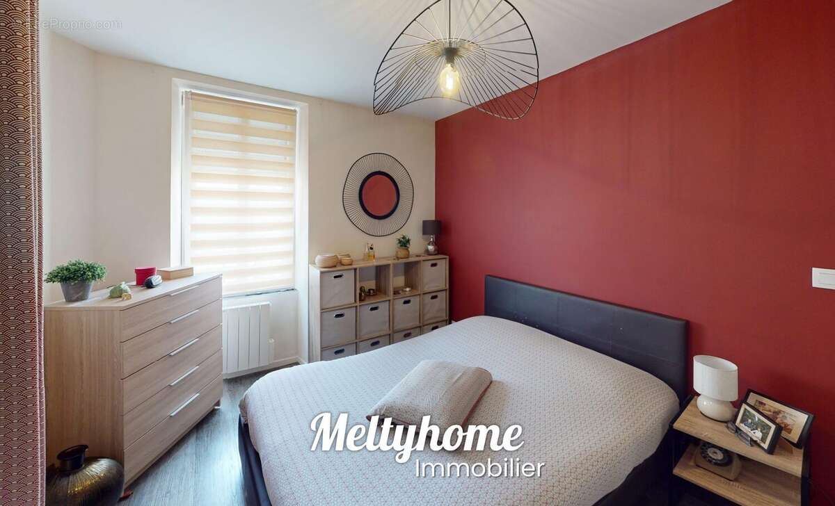 Maison à COLOMBIERS-SUR-SEULLES