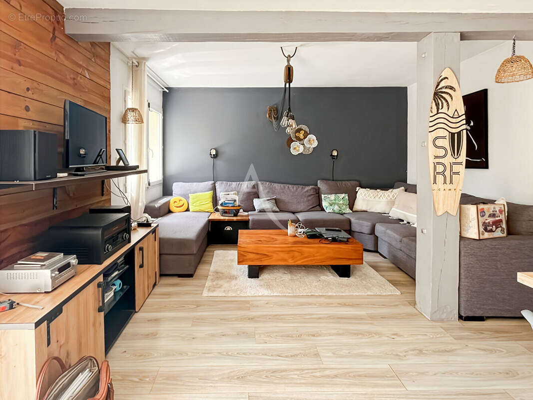 Maison à CONDEZAYGUES