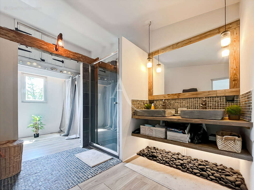 Maison à CONDEZAYGUES