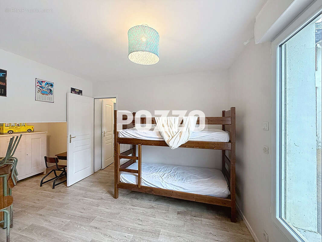 Appartement à JULLOUVILLE