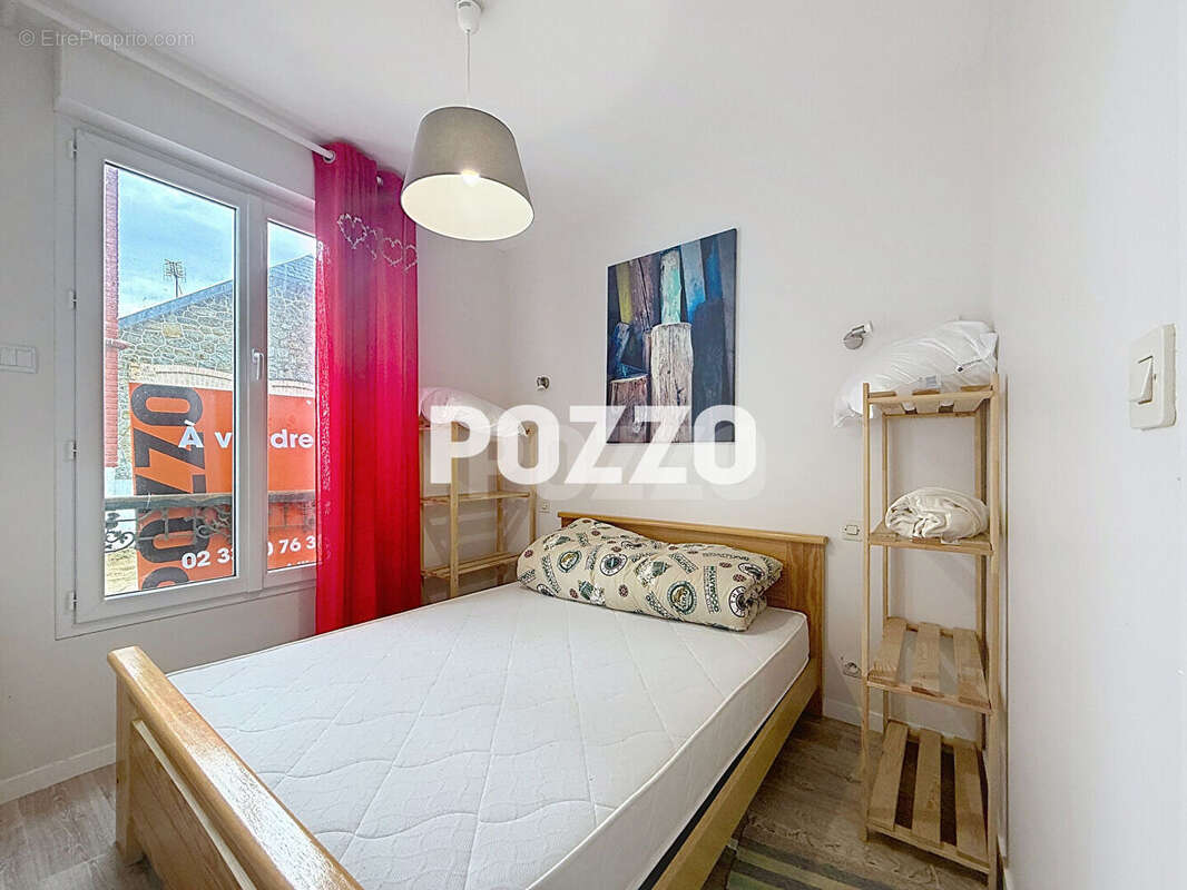 Appartement à JULLOUVILLE