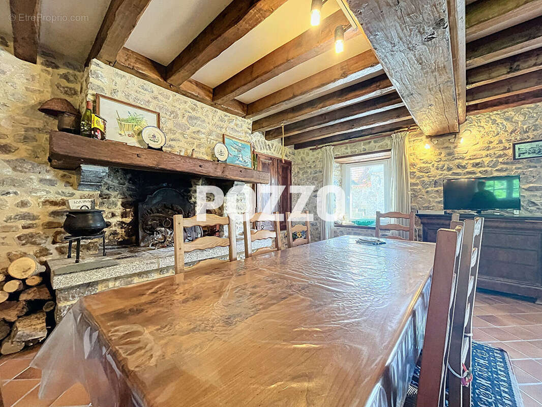 Maison à REGNEVILLE-SUR-MER