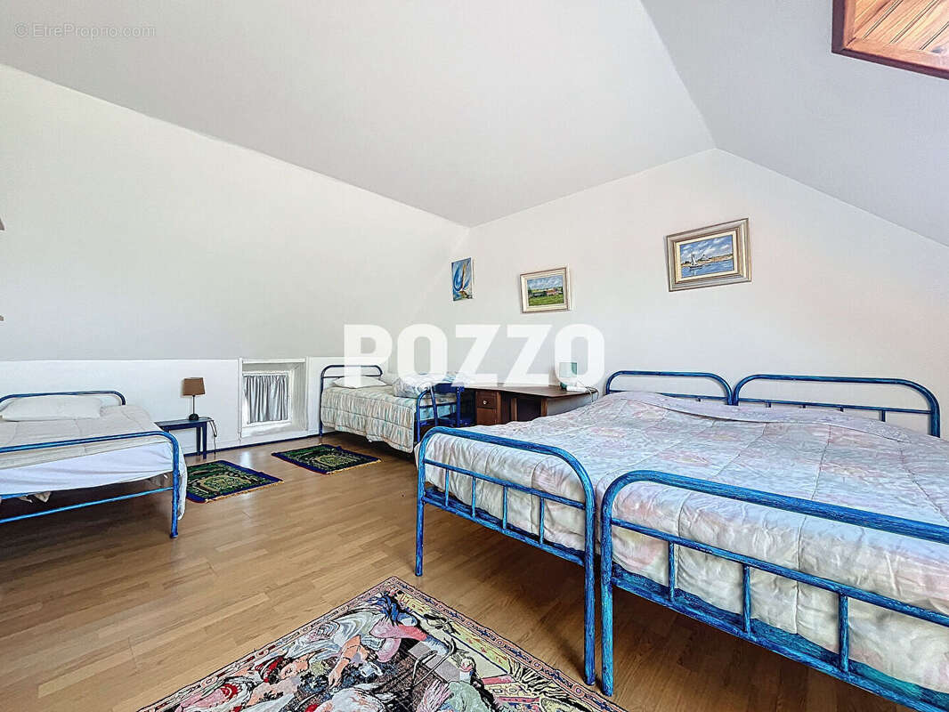 Maison à REGNEVILLE-SUR-MER