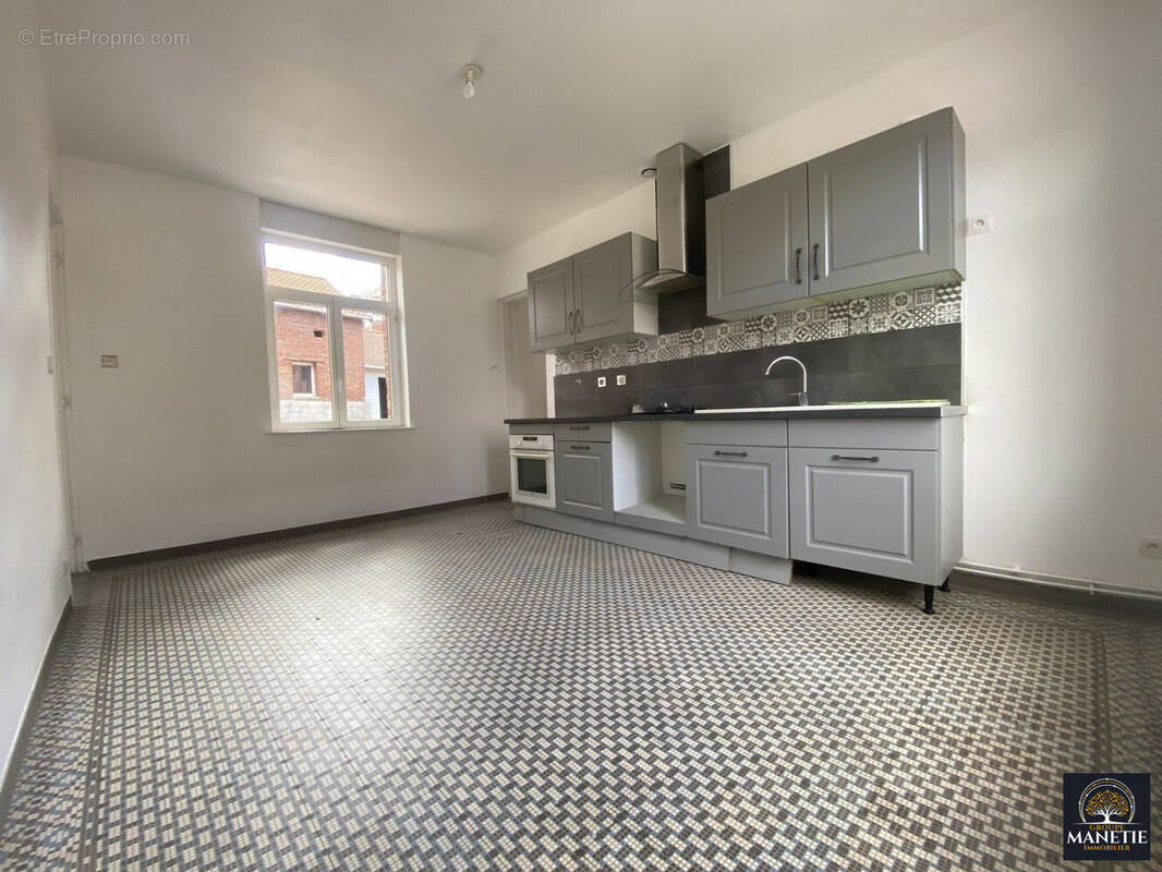 Maison à BEAUMETZ-LES-LOGES