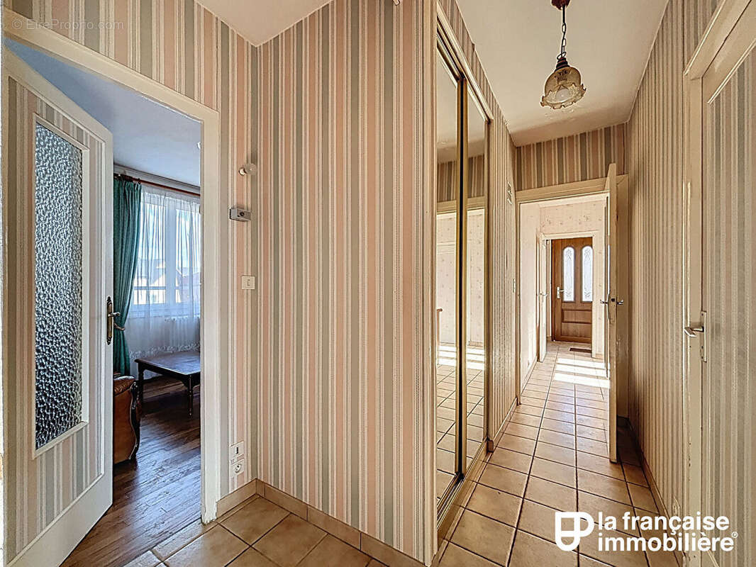 Maison à SAINT-MEEN-LE-GRAND