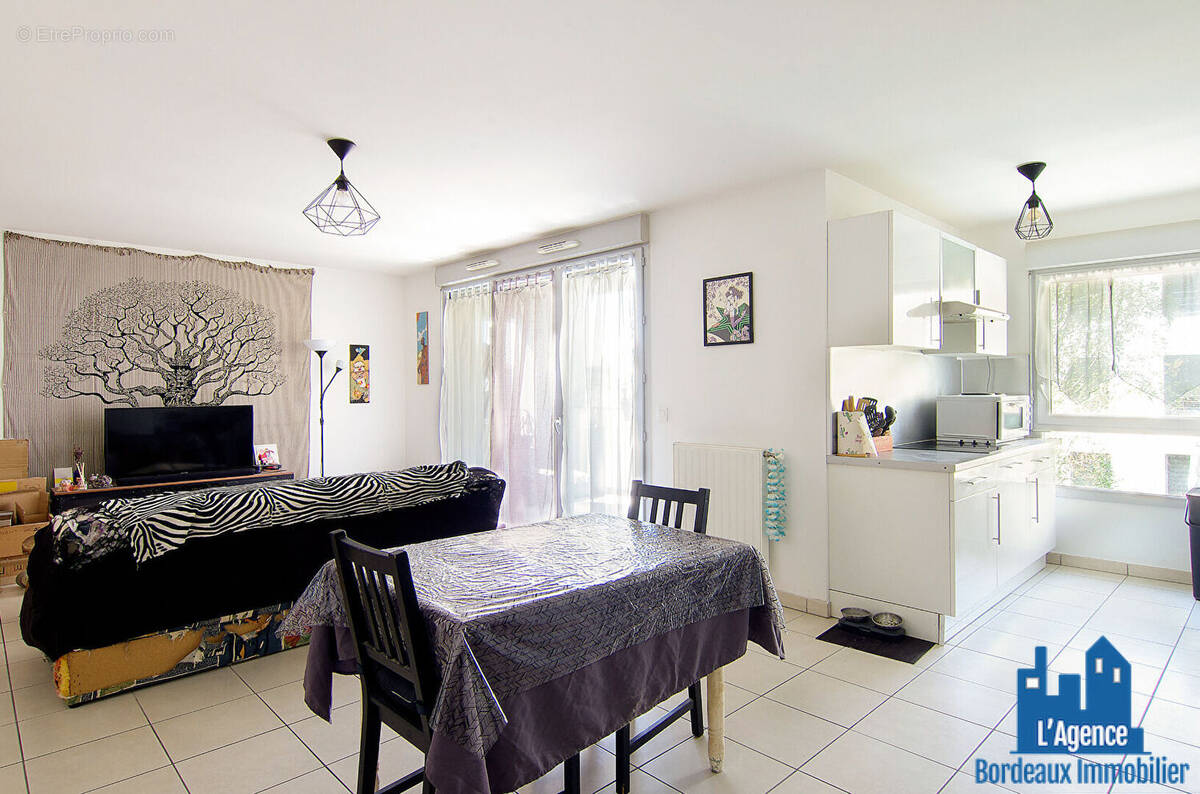 Appartement à BORDEAUX