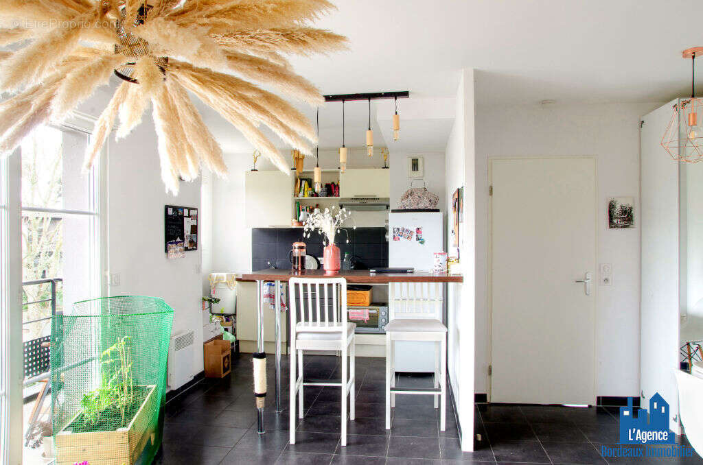 Appartement à SAINT-MEDARD-EN-JALLES