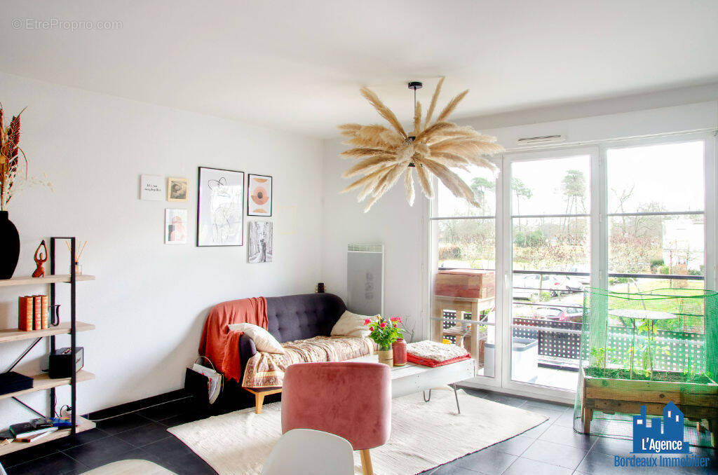 Appartement à SAINT-MEDARD-EN-JALLES