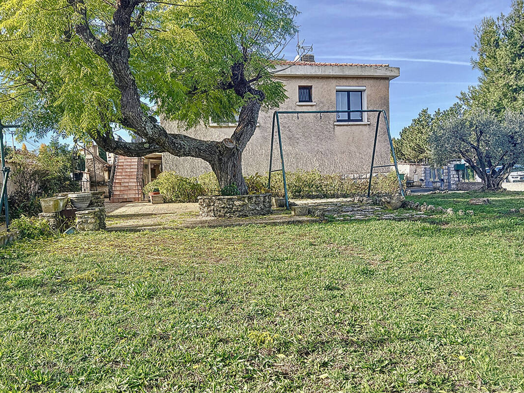 Maison à LE PUY-SAINTE-REPARADE