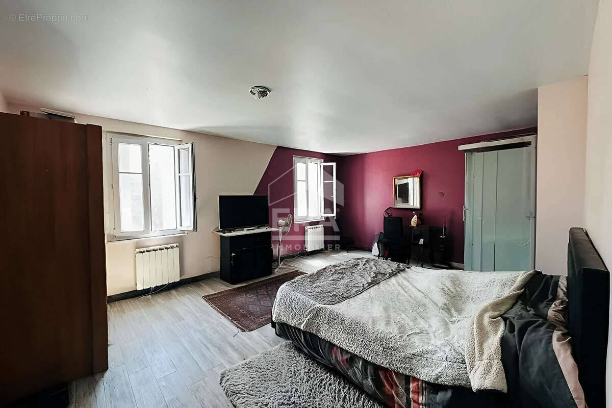 Appartement à MONTPELLIER-DE-MEDILLAN