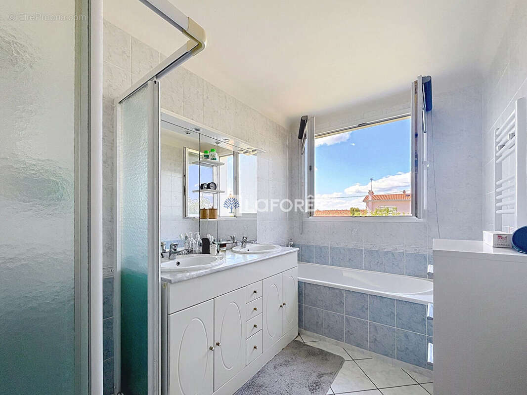 Maison à CHATILLON-SUR-THOUET