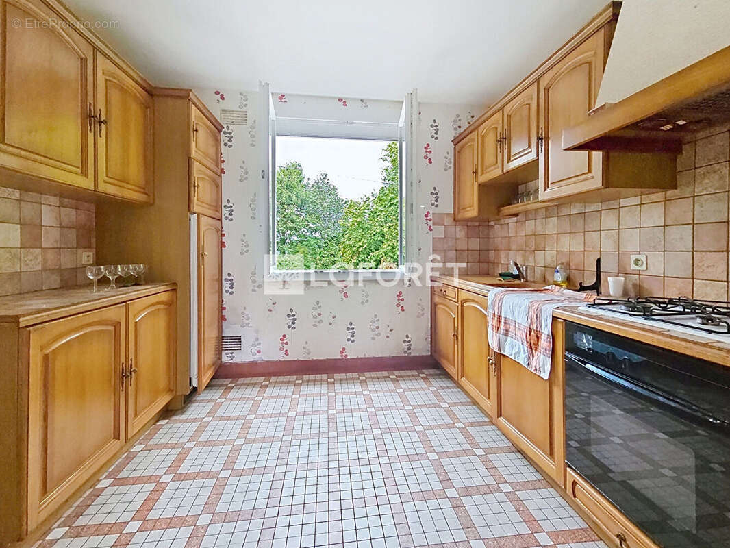 Maison à SAINT-SERVANT