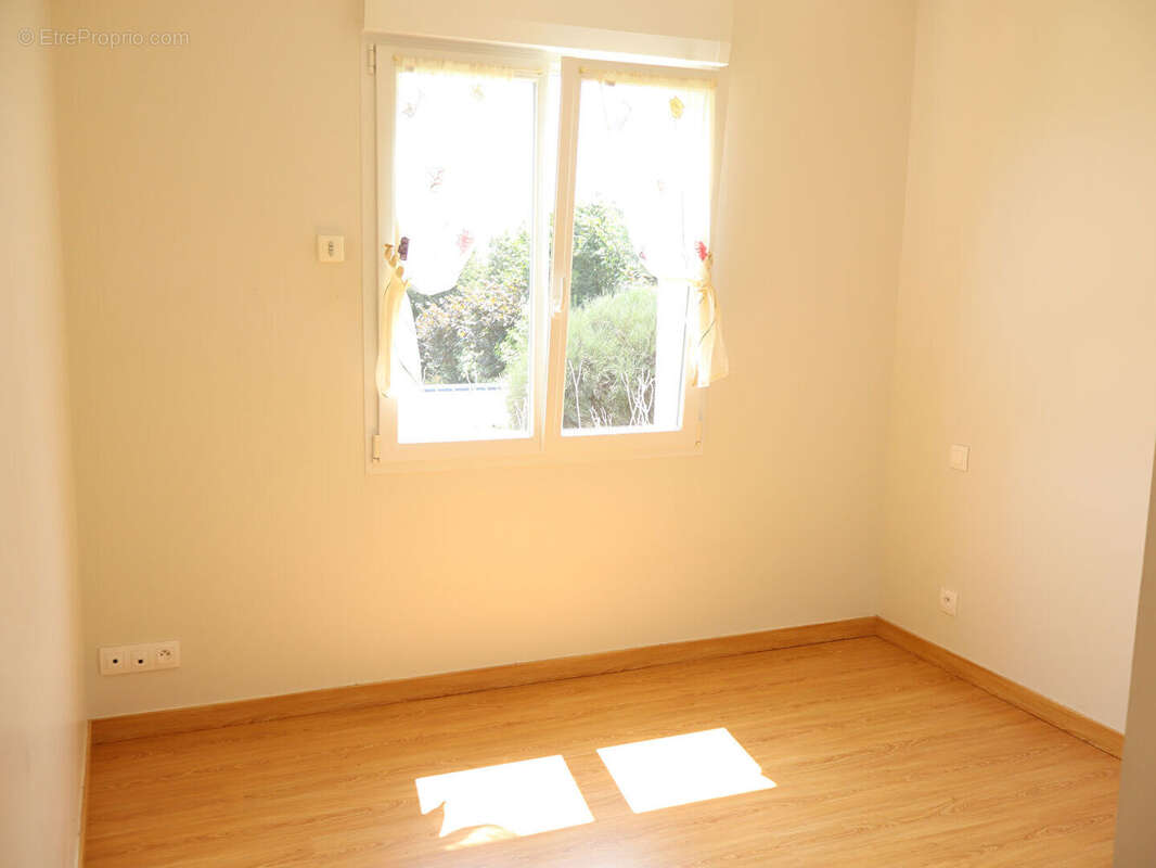 Maison à LE NEUFBOURG