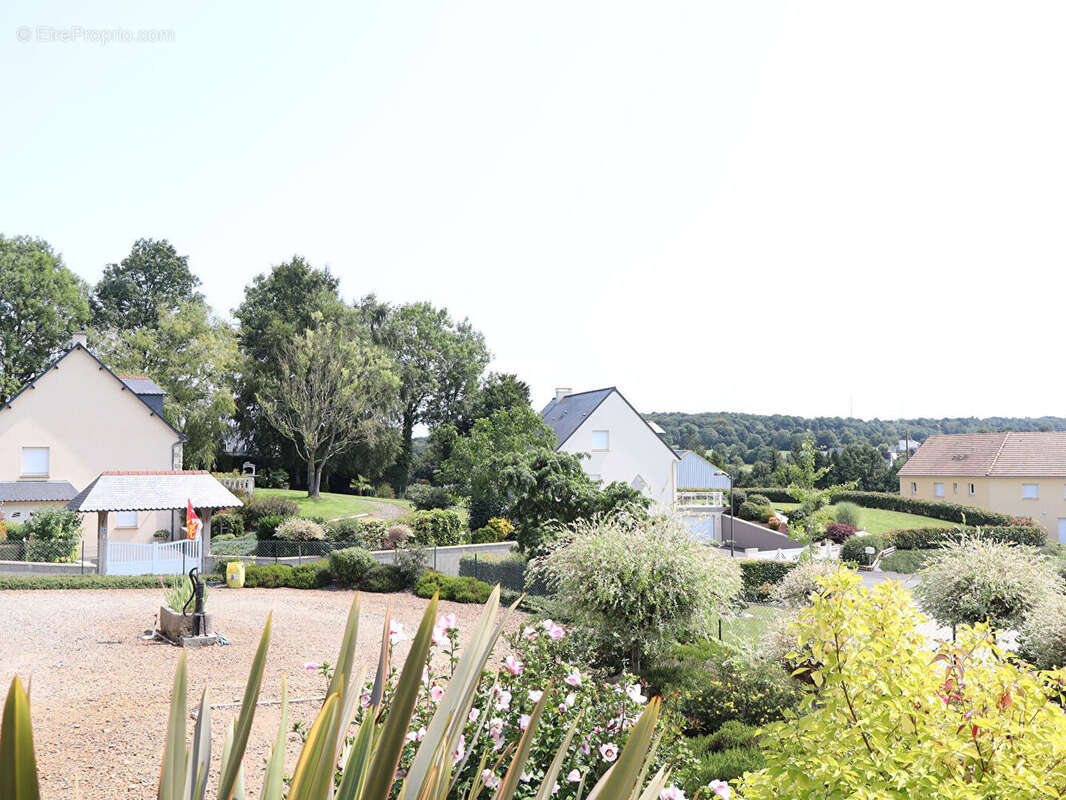 Maison à LE NEUFBOURG
