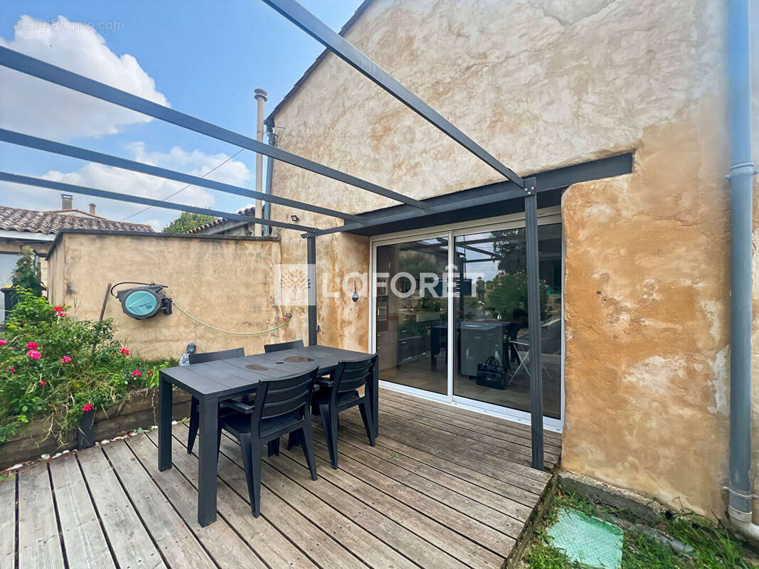 Maison à LA RIVIERE