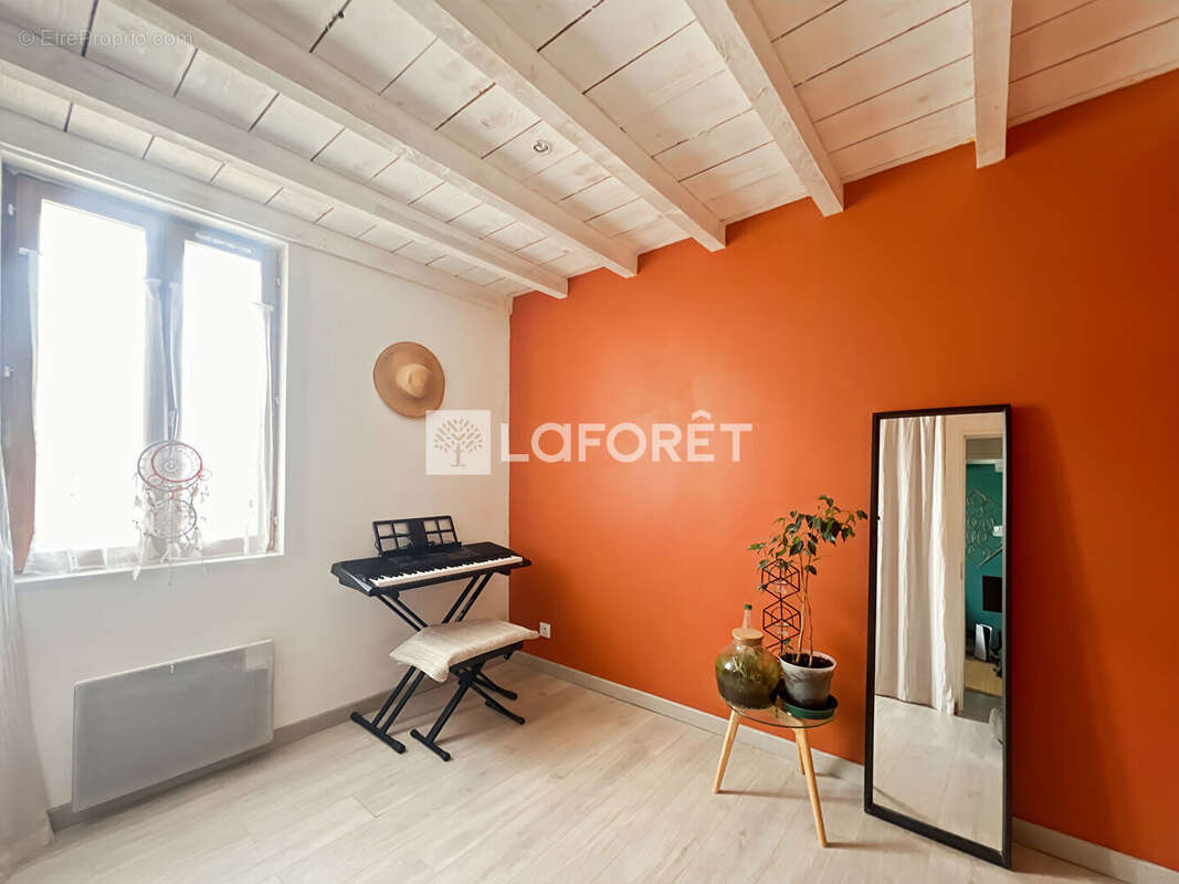 Maison à LA RIVIERE