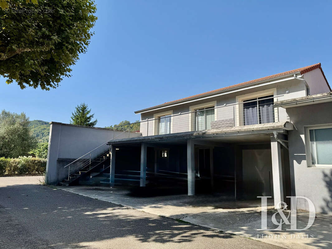 Appartement à TOURNON-SUR-RHONE