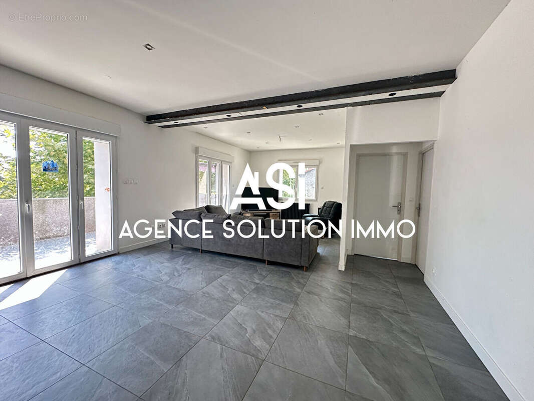 Maison à MONTELIMAR