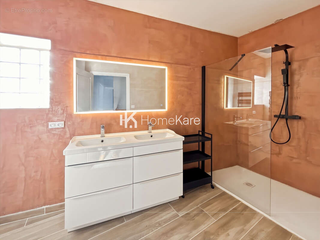 Maison à SAINT-JORY