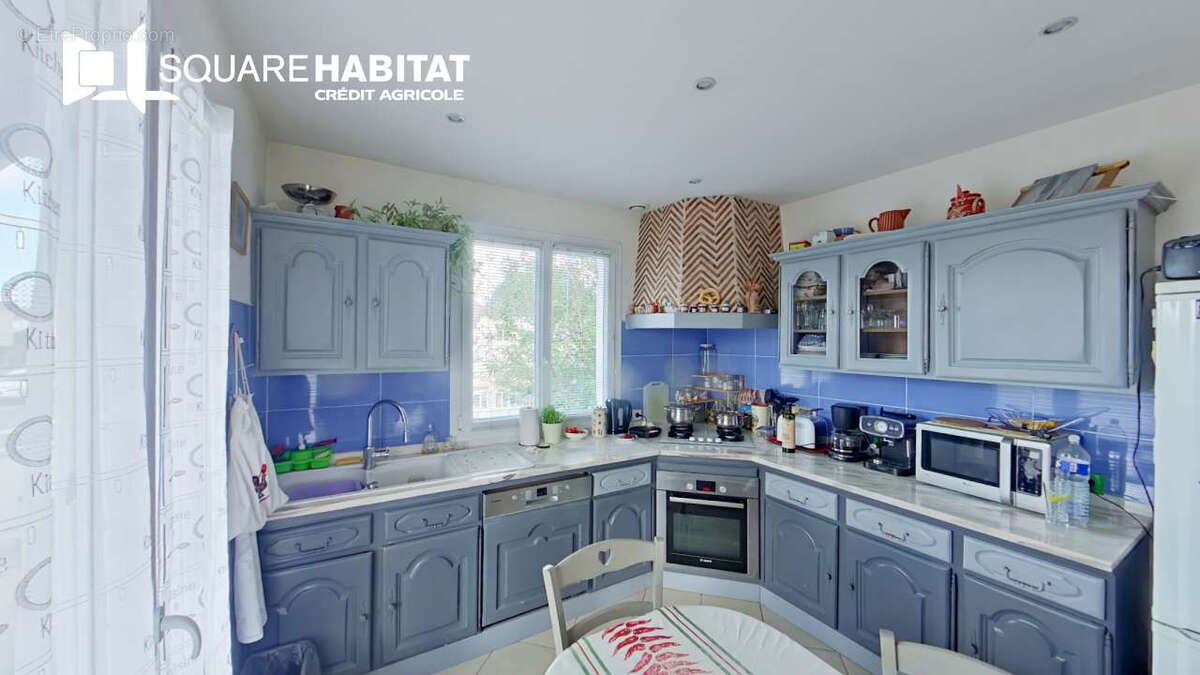 Maison à LA VILLE-AUX-DAMES