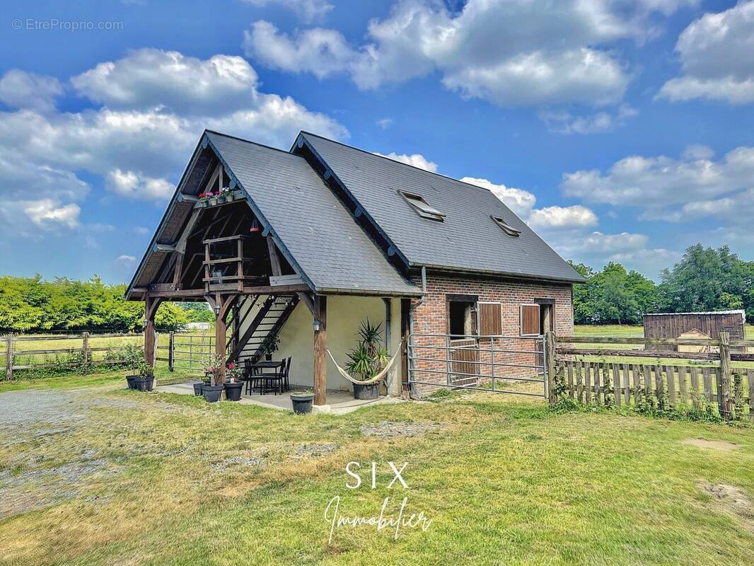 Maison à PONT-L&#039;EVEQUE