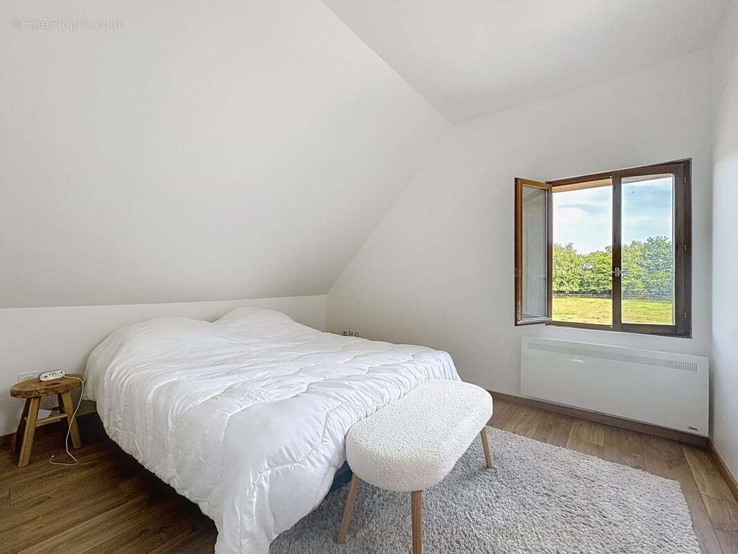 Maison à PONT-L&#039;EVEQUE