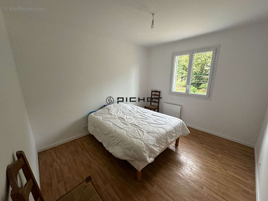 Maison à COULOUNIEIX-CHAMIERS