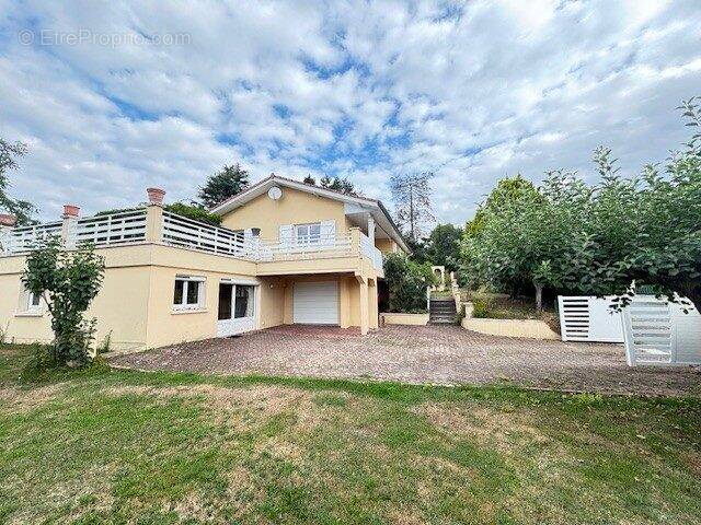 Maison à ROCHE-LA-MOLIERE